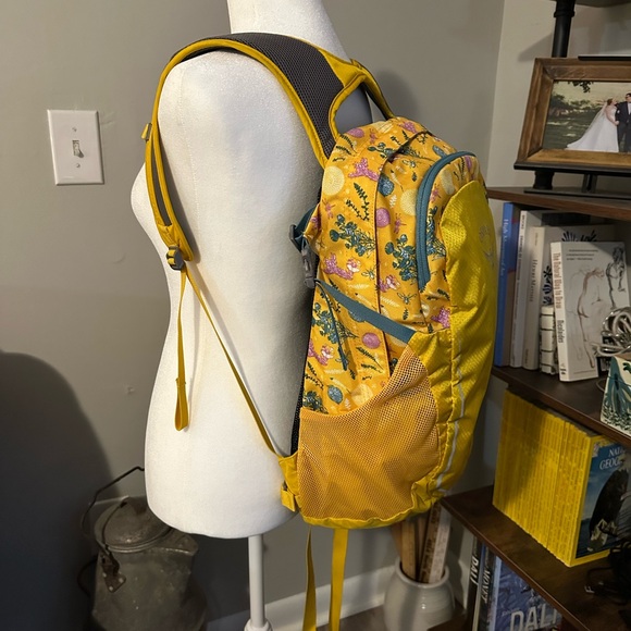 Osprey Yellow Floral Daypack - Picture 2 of 7